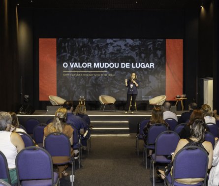 Fórum APCM debate humanidades, gestão e desafios da Comunicação e do empreendedorismo